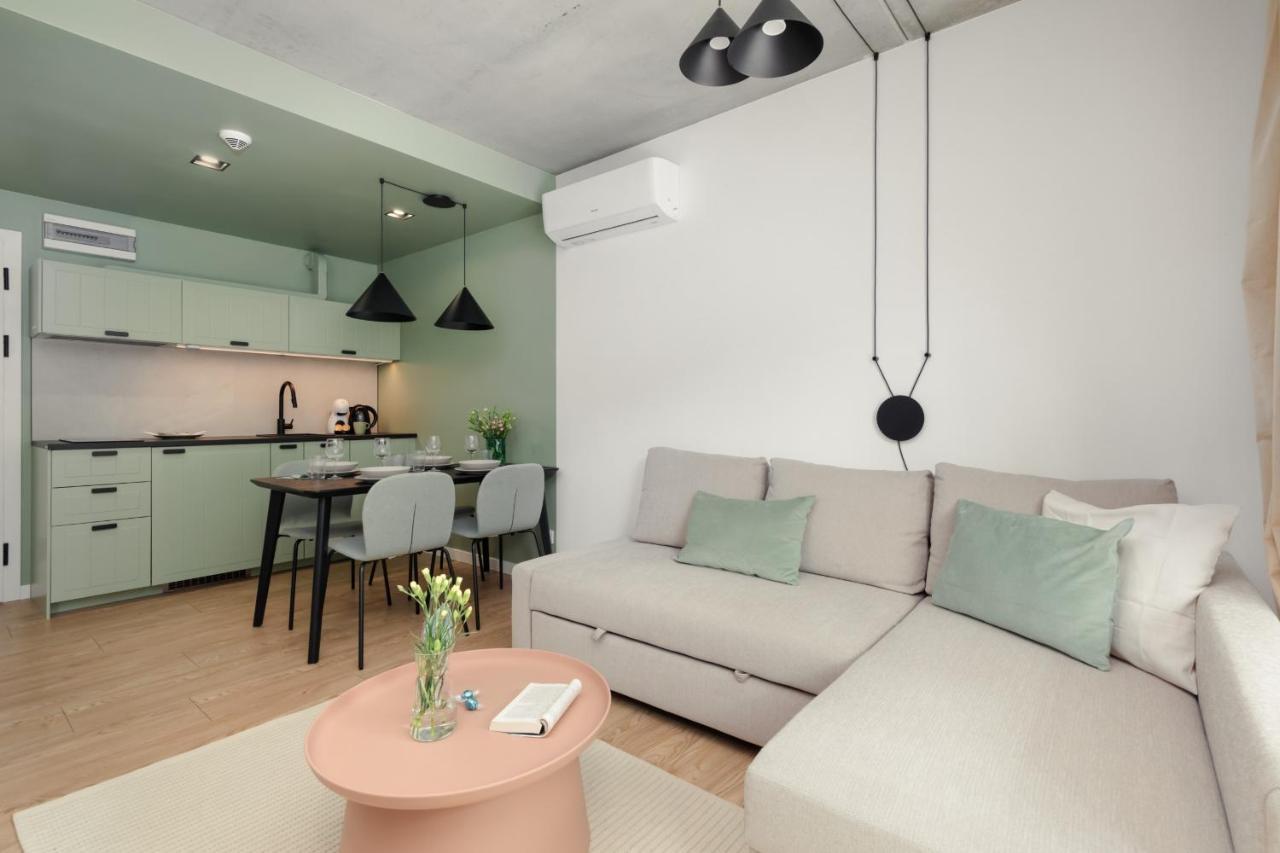 Port With Swimming Pool, & Gym By Renters Apartment Kolobrzeg