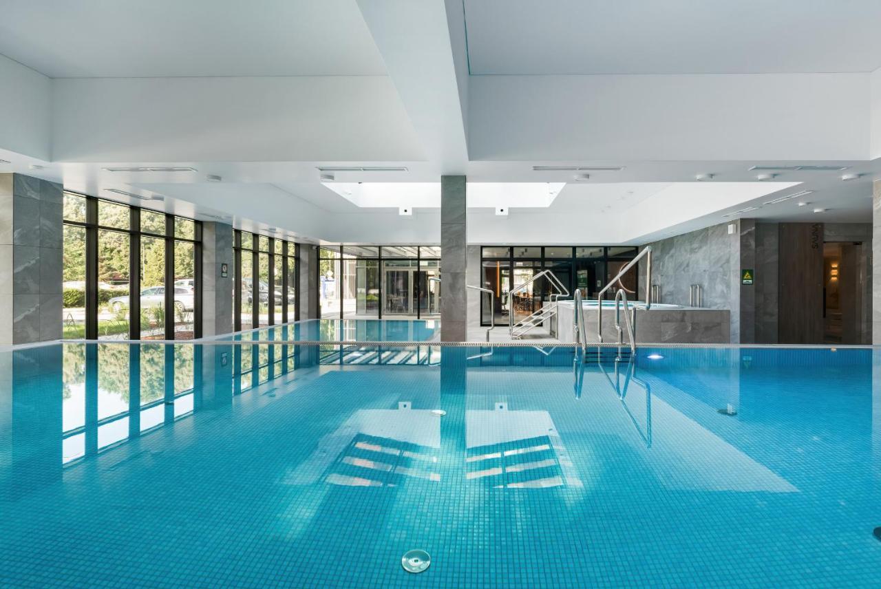 Apartment Port With Swimming Pool, & Gym By Renters Kolobrzeg