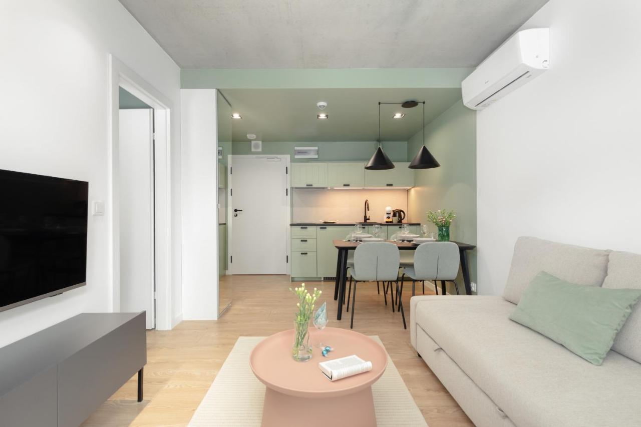 Apartment Port With Swimming Pool, & Gym By Renters Kolobrzeg