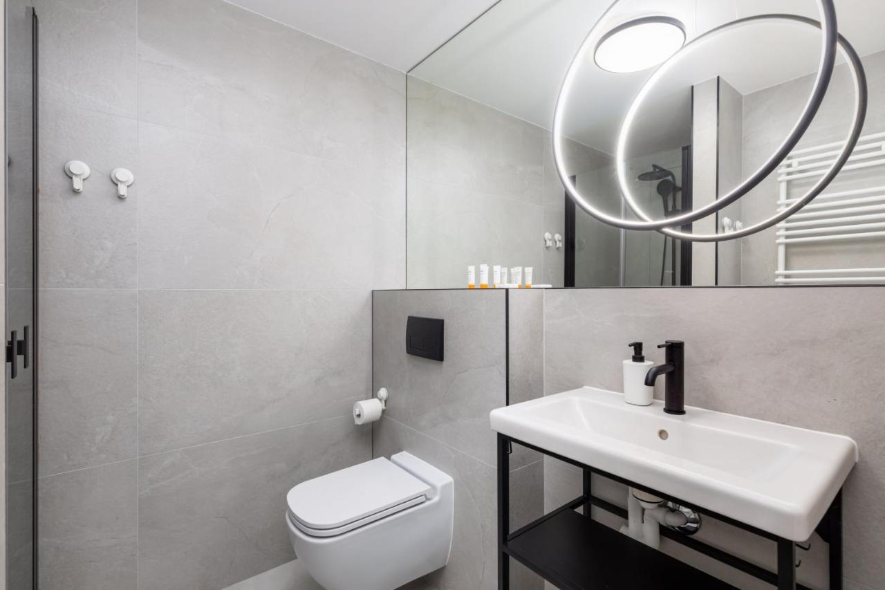 Apartment Port With Swimming Pool, & Gym By Renters Kolobrzeg